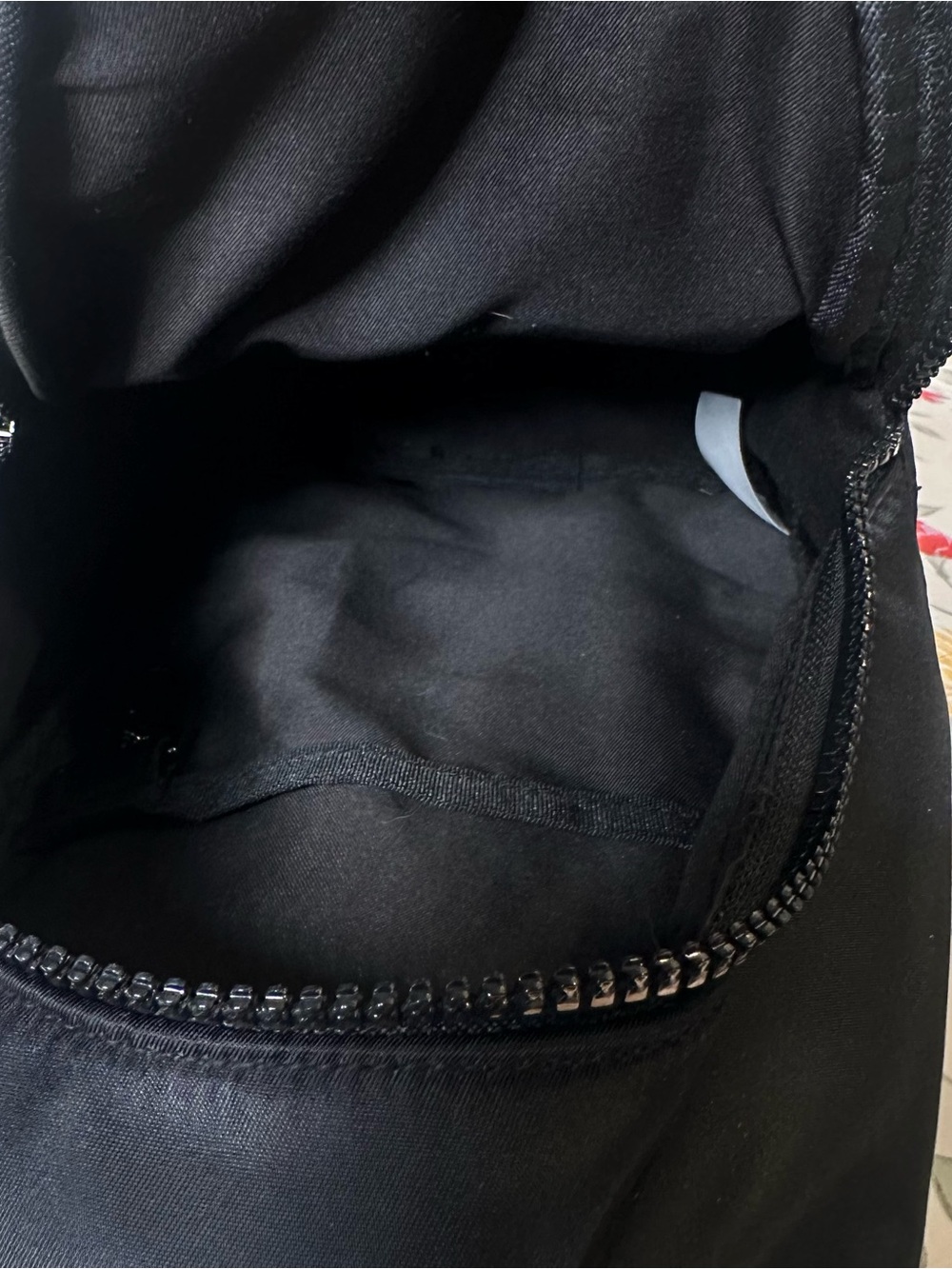 HOUSE OF HARLOW 1960| Black Sherpa Accent Crossbody Liberty Sling | Like New - Picture 4 of 5